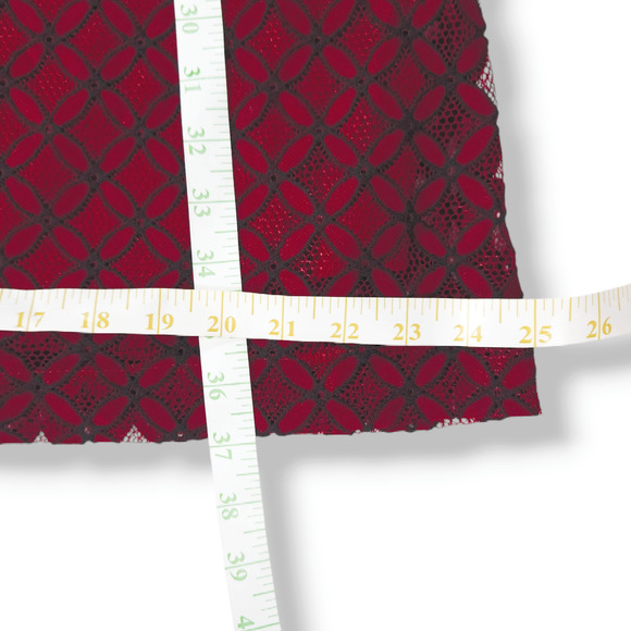 EUC Sandra Darren Lace Overlay Sheath Bell Flare Sleeve Dress Sz. 6 Wine Black - Picture 9 of 10